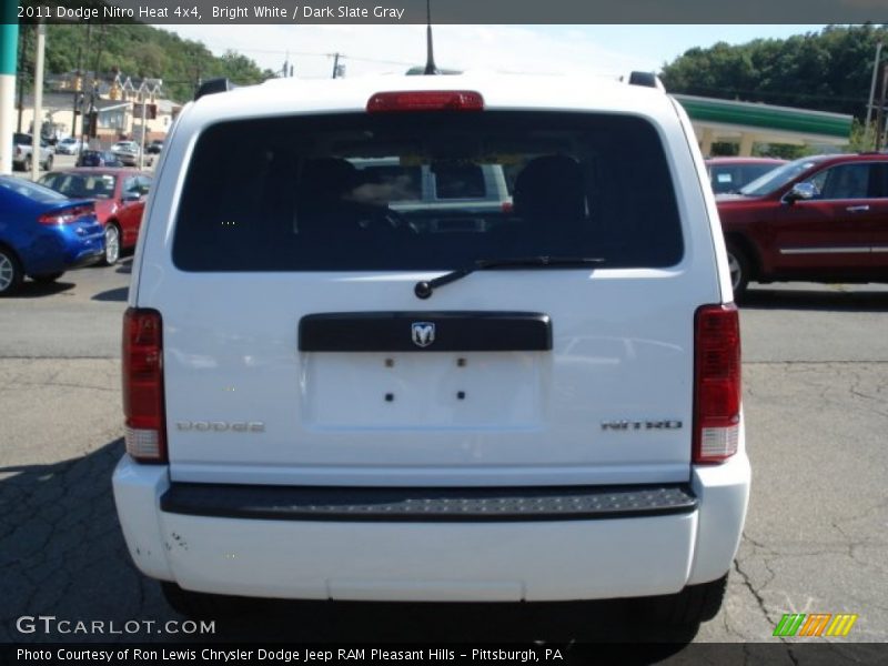 Bright White / Dark Slate Gray 2011 Dodge Nitro Heat 4x4