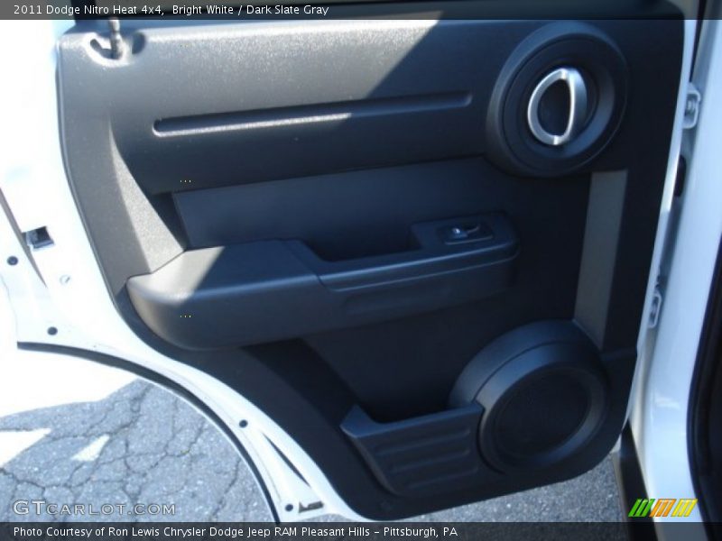 Bright White / Dark Slate Gray 2011 Dodge Nitro Heat 4x4