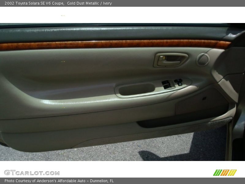 Gold Dust Metallic / Ivory 2002 Toyota Solara SE V6 Coupe