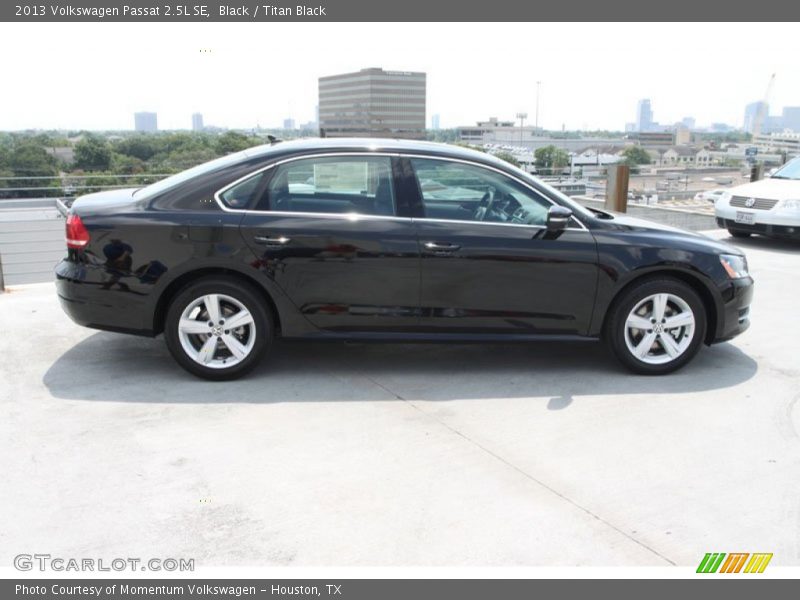 Black / Titan Black 2013 Volkswagen Passat 2.5L SE