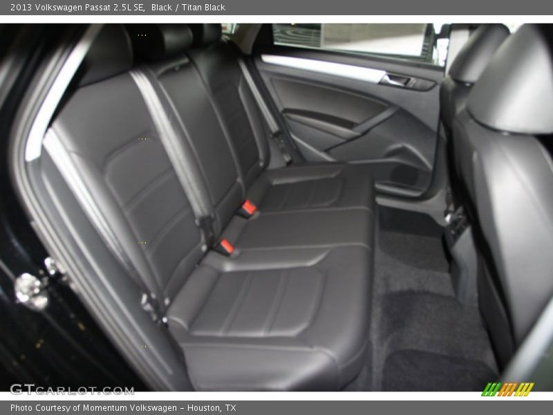 Black / Titan Black 2013 Volkswagen Passat 2.5L SE