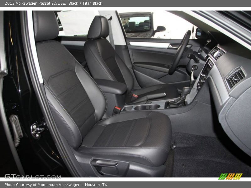 Black / Titan Black 2013 Volkswagen Passat 2.5L SE