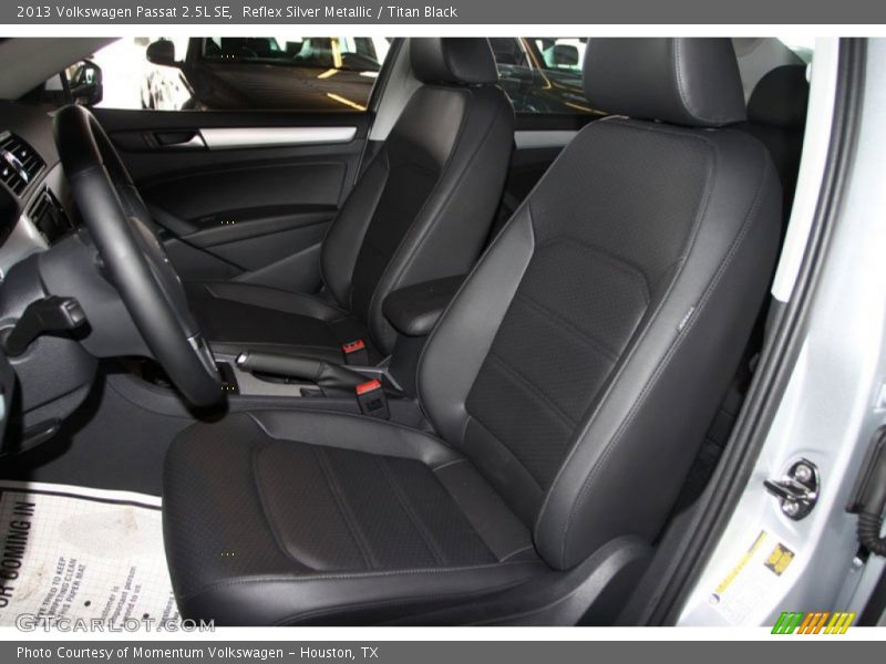 Reflex Silver Metallic / Titan Black 2013 Volkswagen Passat 2.5L SE