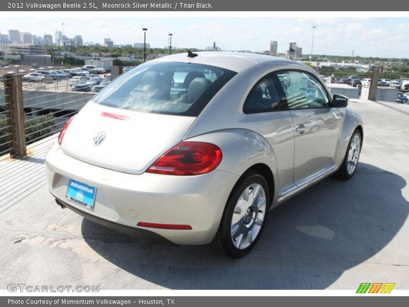 Moonrock Silver Metallic / Titan Black 2012 Volkswagen Beetle 2.5L