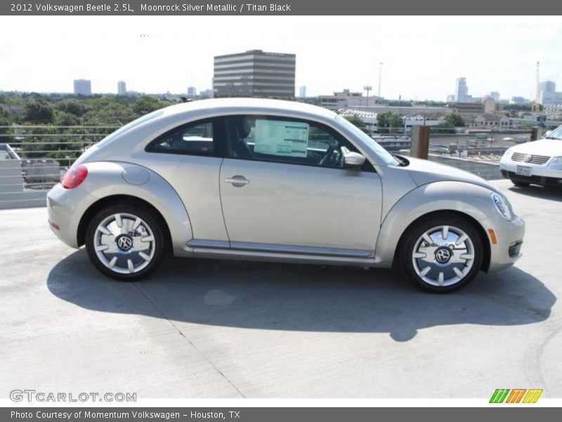 Moonrock Silver Metallic / Titan Black 2012 Volkswagen Beetle 2.5L