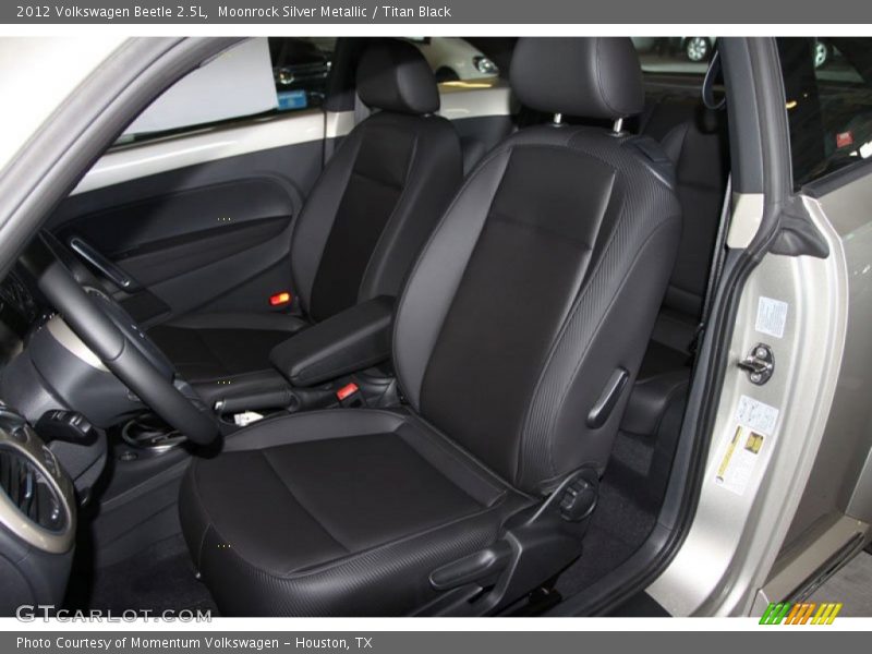 Moonrock Silver Metallic / Titan Black 2012 Volkswagen Beetle 2.5L