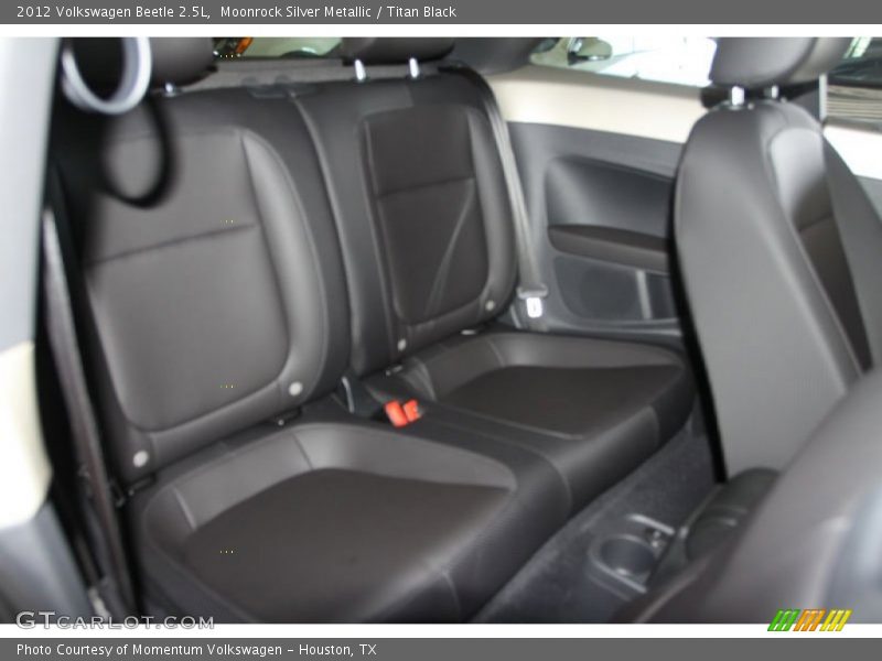 Moonrock Silver Metallic / Titan Black 2012 Volkswagen Beetle 2.5L