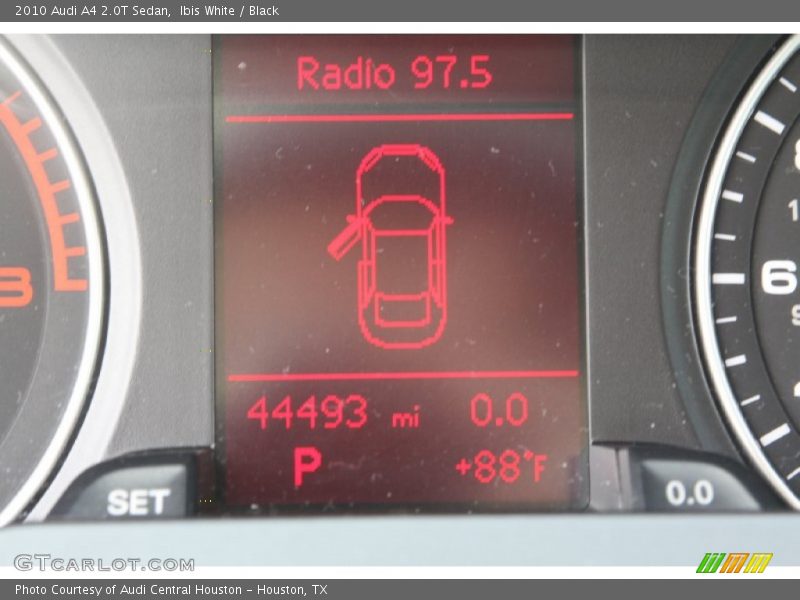 Ibis White / Black 2010 Audi A4 2.0T Sedan