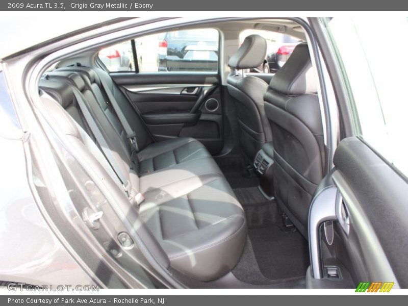 Rear Seat of 2009 TL 3.5