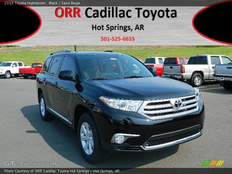 Black / Sand Beige 2012 Toyota Highlander