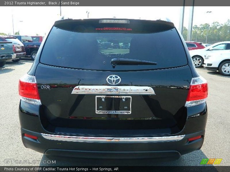 Black / Sand Beige 2012 Toyota Highlander