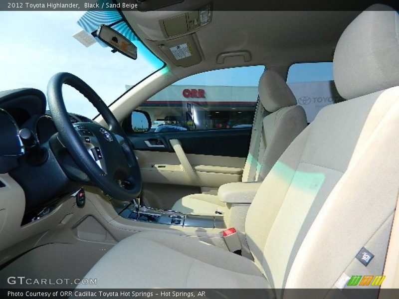 Black / Sand Beige 2012 Toyota Highlander