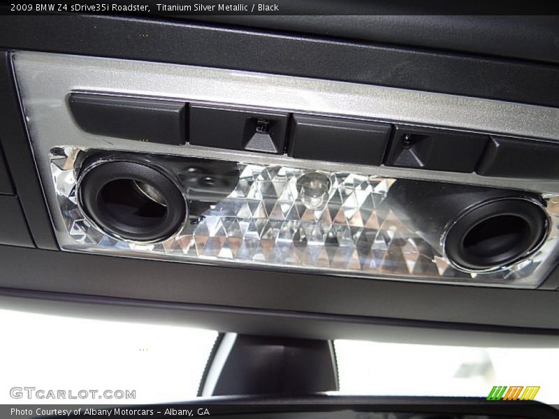 Controls of 2009 Z4 sDrive35i Roadster