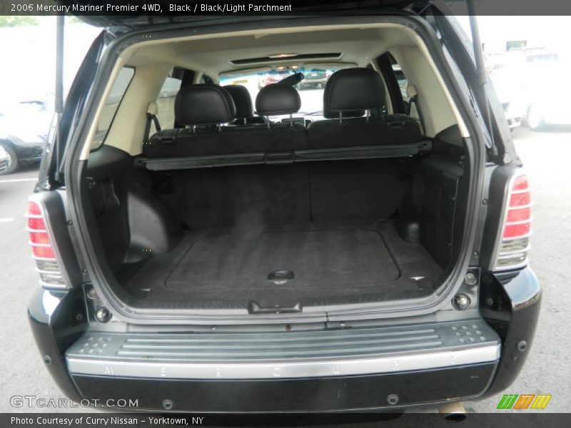 Black / Black/Light Parchment 2006 Mercury Mariner Premier 4WD