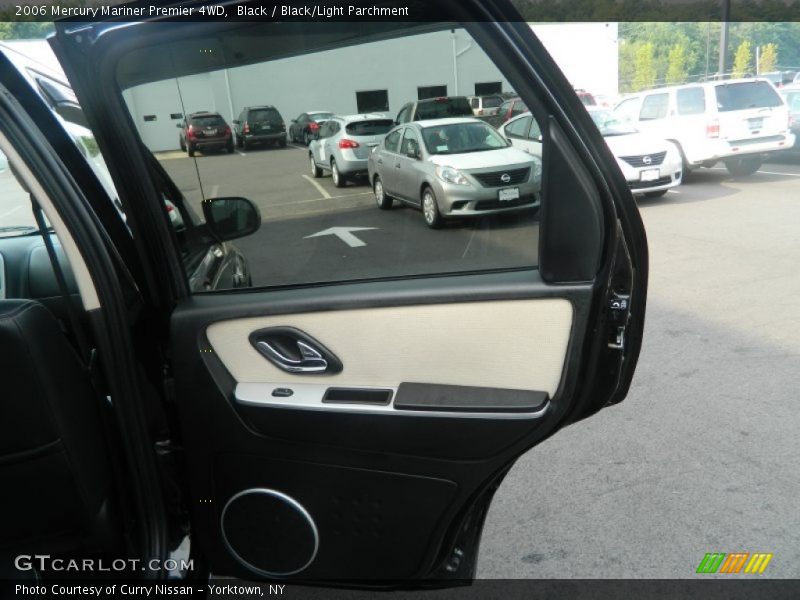 Black / Black/Light Parchment 2006 Mercury Mariner Premier 4WD