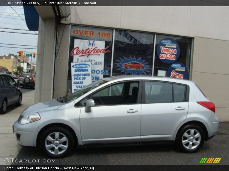 Brilliant Silver Metallic / Charcoal 2007 Nissan Versa S