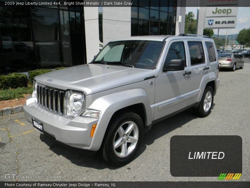 Bright Silver Metallic / Dark Slate Gray 2009 Jeep Liberty Limited 4x4
