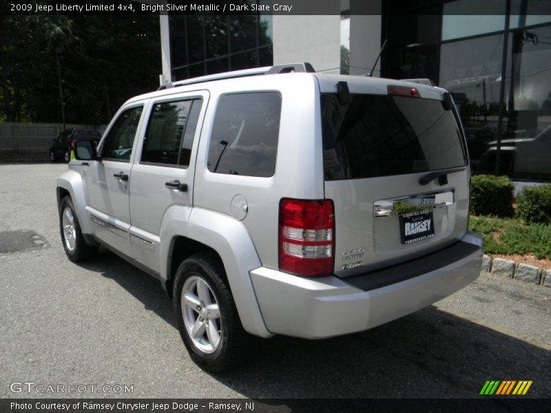 Bright Silver Metallic / Dark Slate Gray 2009 Jeep Liberty Limited 4x4