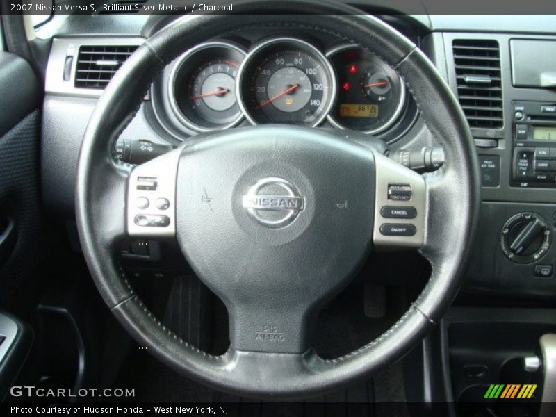 Brilliant Silver Metallic / Charcoal 2007 Nissan Versa S