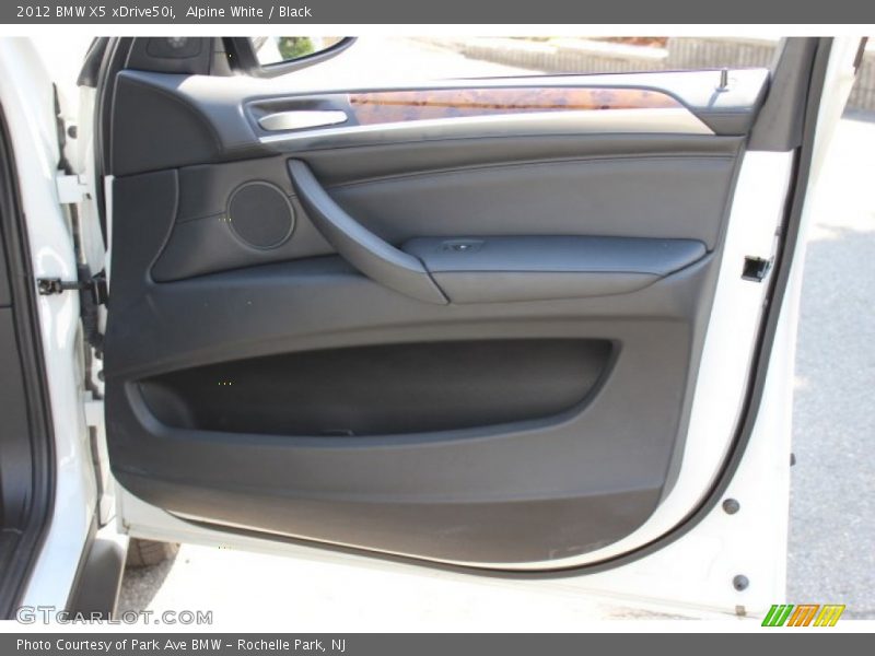 Alpine White / Black 2012 BMW X5 xDrive50i