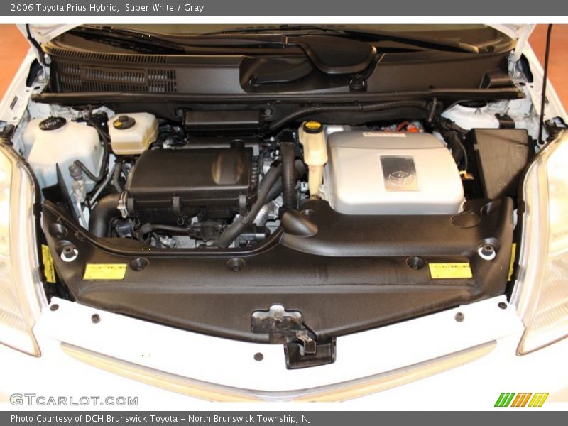 Super White / Gray 2006 Toyota Prius Hybrid