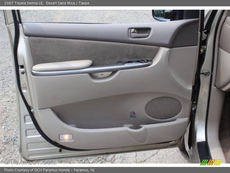 Desert Sand Mica / Taupe 2007 Toyota Sienna LE