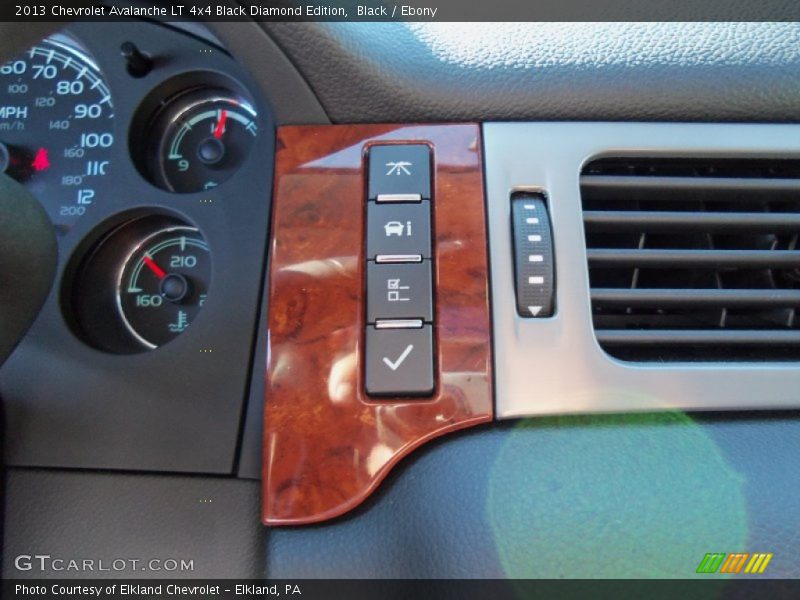Controls of 2013 Avalanche LT 4x4 Black Diamond Edition