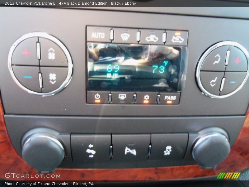 Controls of 2013 Avalanche LT 4x4 Black Diamond Edition