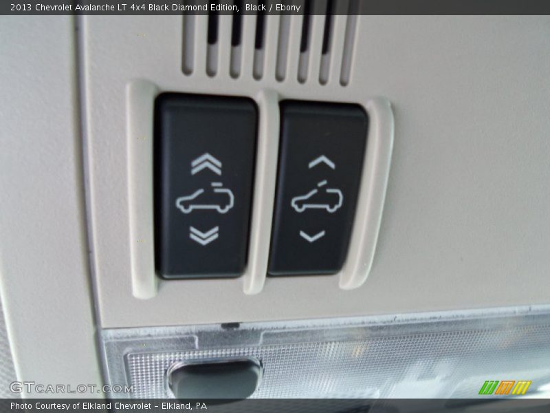 Black / Ebony 2013 Chevrolet Avalanche LT 4x4 Black Diamond Edition