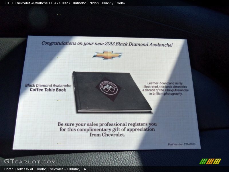Black / Ebony 2013 Chevrolet Avalanche LT 4x4 Black Diamond Edition