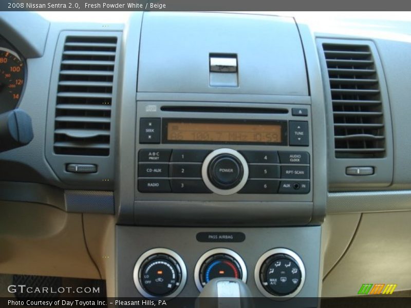 Fresh Powder White / Beige 2008 Nissan Sentra 2.0