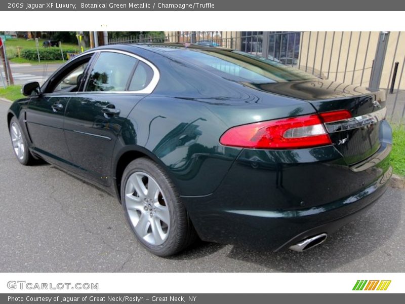  2009 XF Luxury Botanical Green Metallic