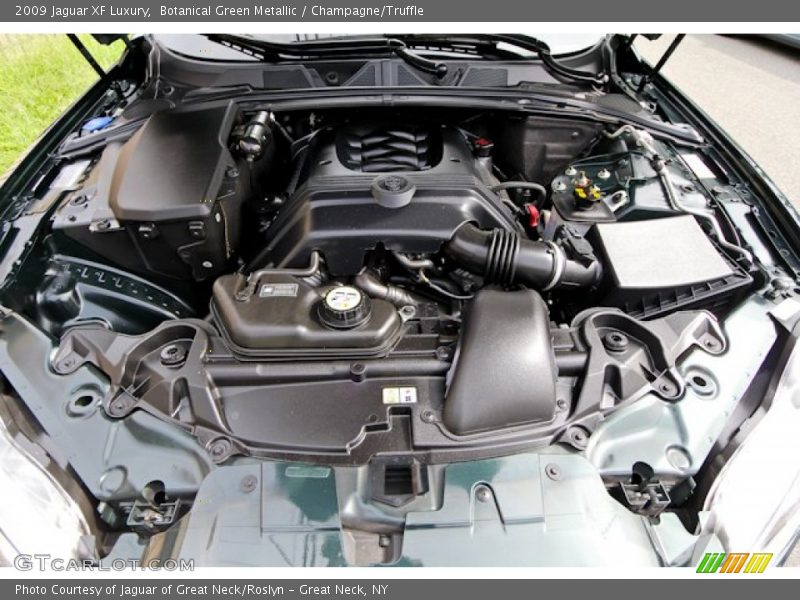  2009 XF Luxury Engine - 4.2 Liter DOHC 32-Valve VVT V8