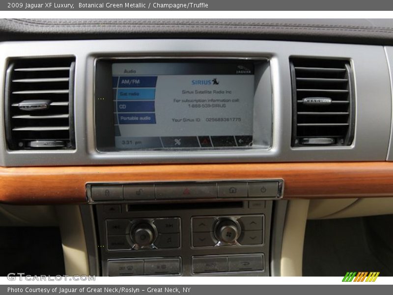 Botanical Green Metallic / Champagne/Truffle 2009 Jaguar XF Luxury