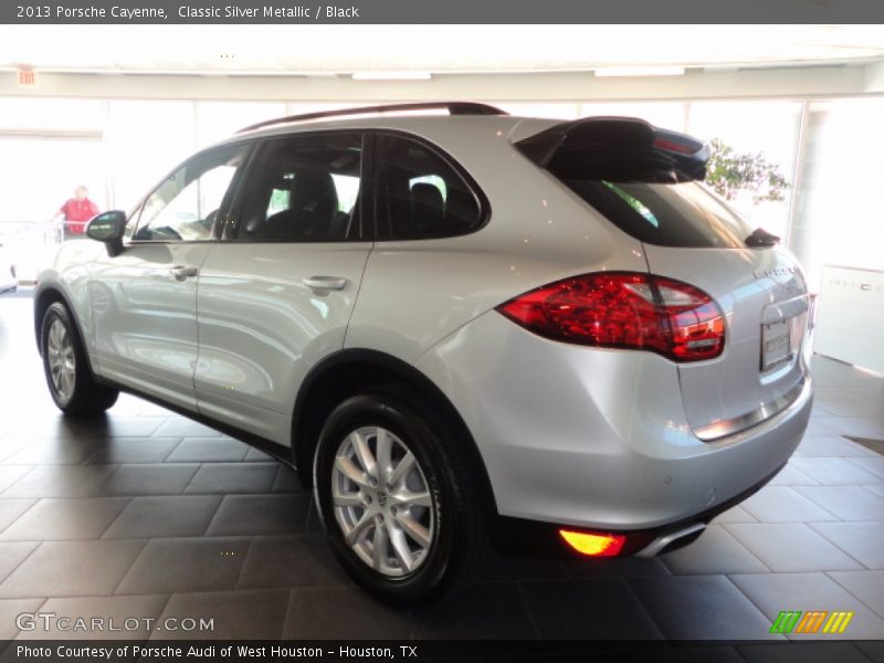 Classic Silver Metallic / Black 2013 Porsche Cayenne
