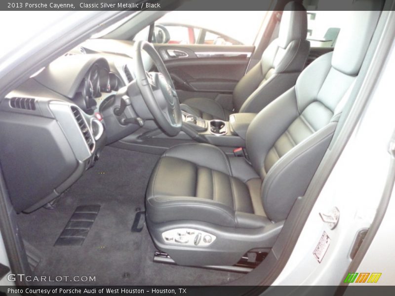 Classic Silver Metallic / Black 2013 Porsche Cayenne
