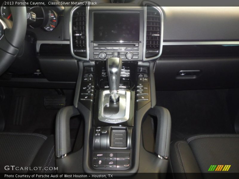 Classic Silver Metallic / Black 2013 Porsche Cayenne