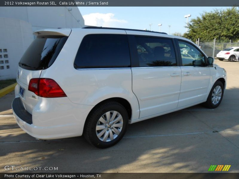 Calla Lily White / Sierra Sand 2012 Volkswagen Routan SEL