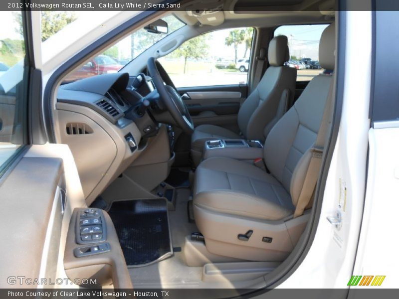 Calla Lily White / Sierra Sand 2012 Volkswagen Routan SEL