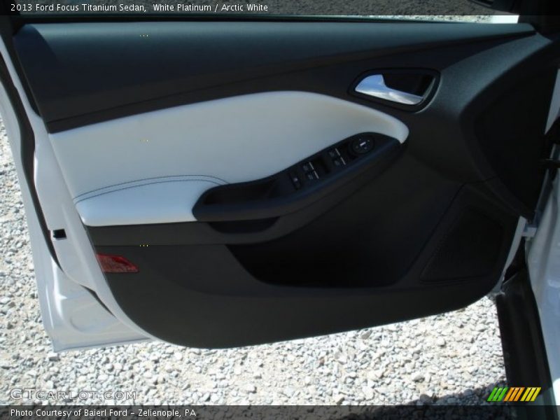 Door Panel of 2013 Focus Titanium Sedan
