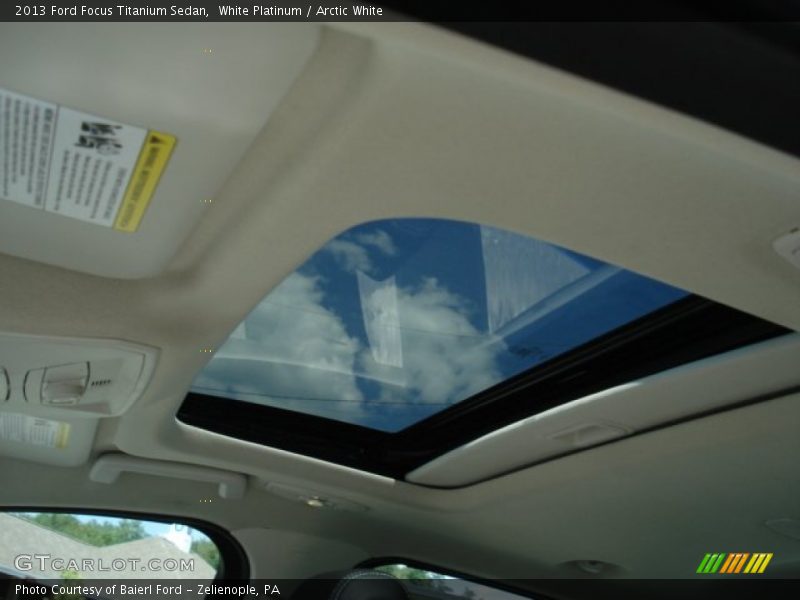 Sunroof of 2013 Focus Titanium Sedan