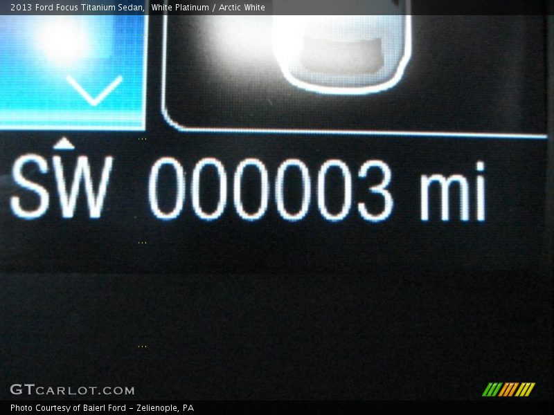 White Platinum / Arctic White 2013 Ford Focus Titanium Sedan