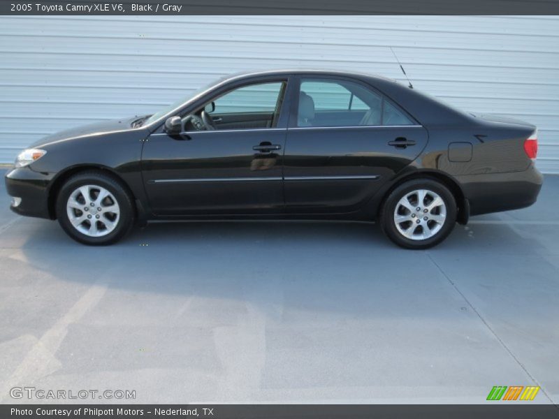 Black / Gray 2005 Toyota Camry XLE V6