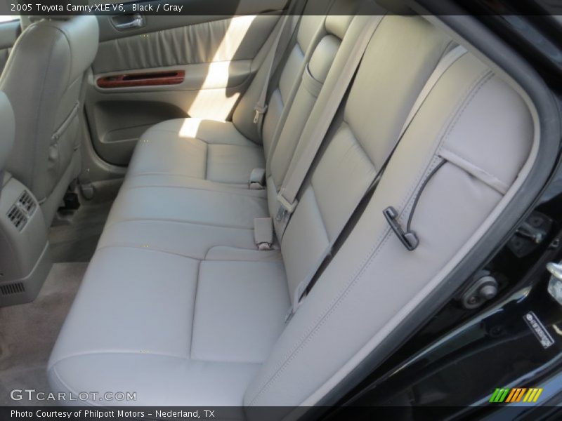 Black / Gray 2005 Toyota Camry XLE V6