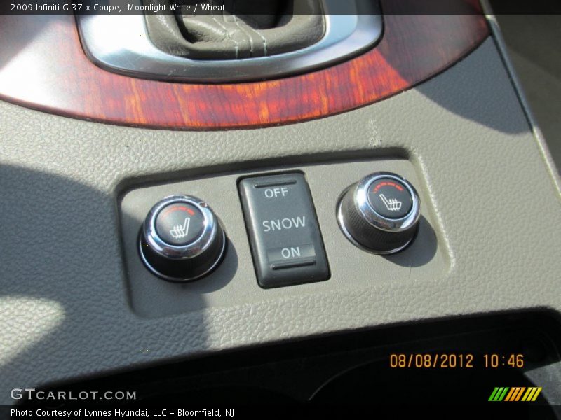 Moonlight White / Wheat 2009 Infiniti G 37 x Coupe