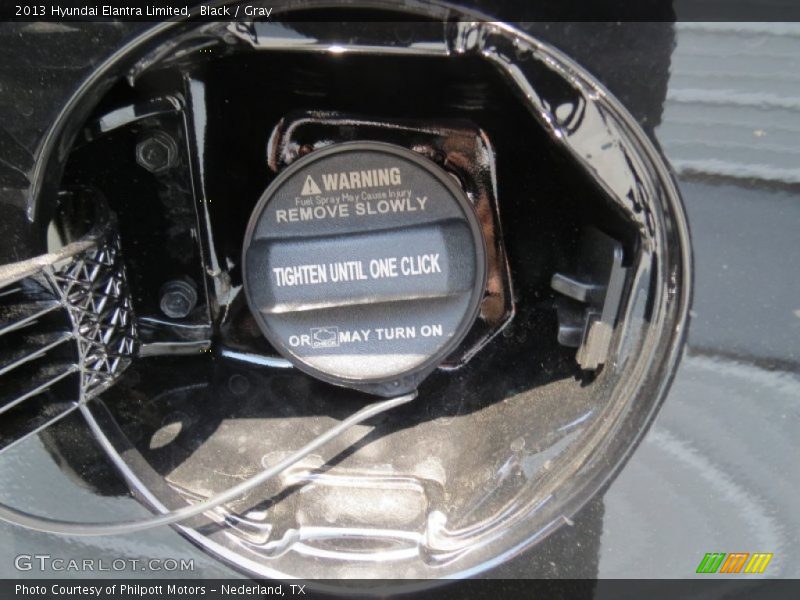 Black / Gray 2013 Hyundai Elantra Limited