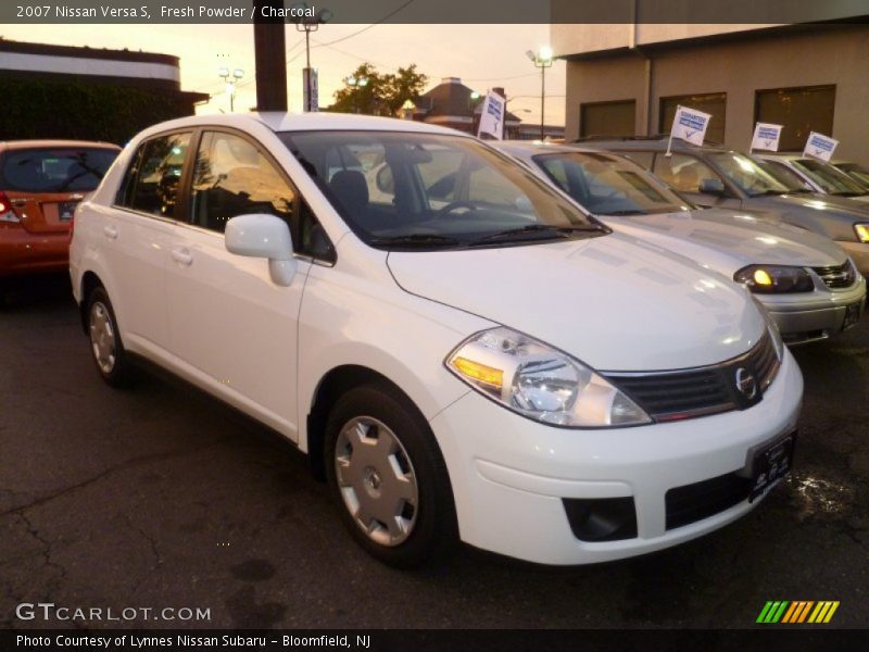 Fresh Powder / Charcoal 2007 Nissan Versa S