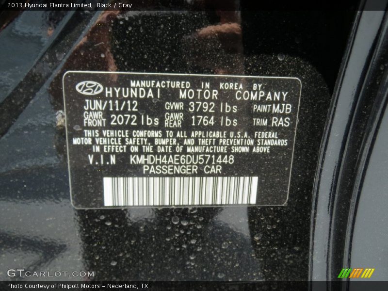 Black / Gray 2013 Hyundai Elantra Limited