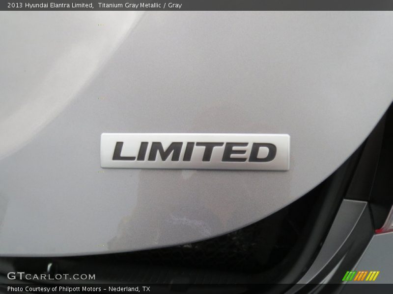 Titanium Gray Metallic / Gray 2013 Hyundai Elantra Limited