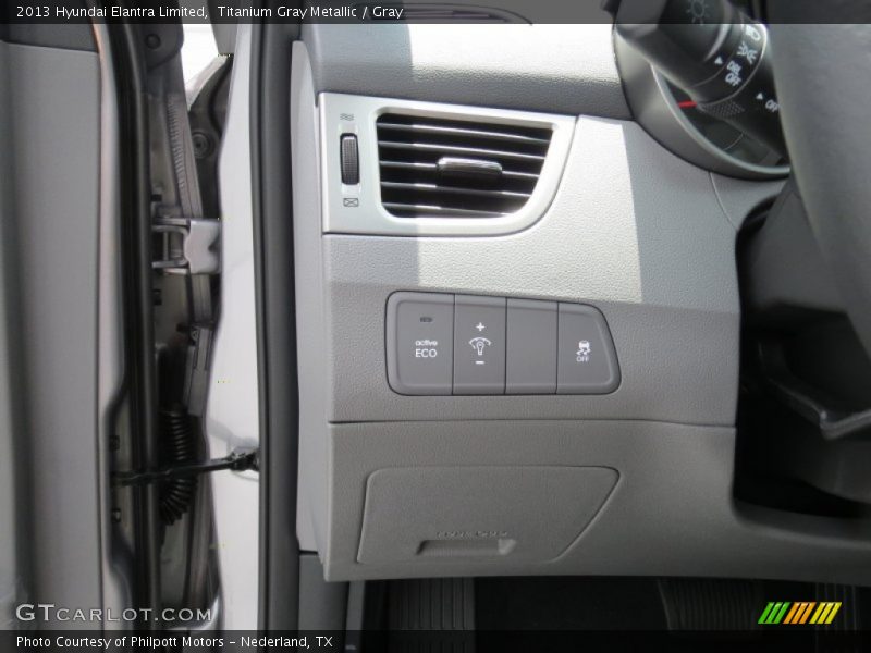 Titanium Gray Metallic / Gray 2013 Hyundai Elantra Limited